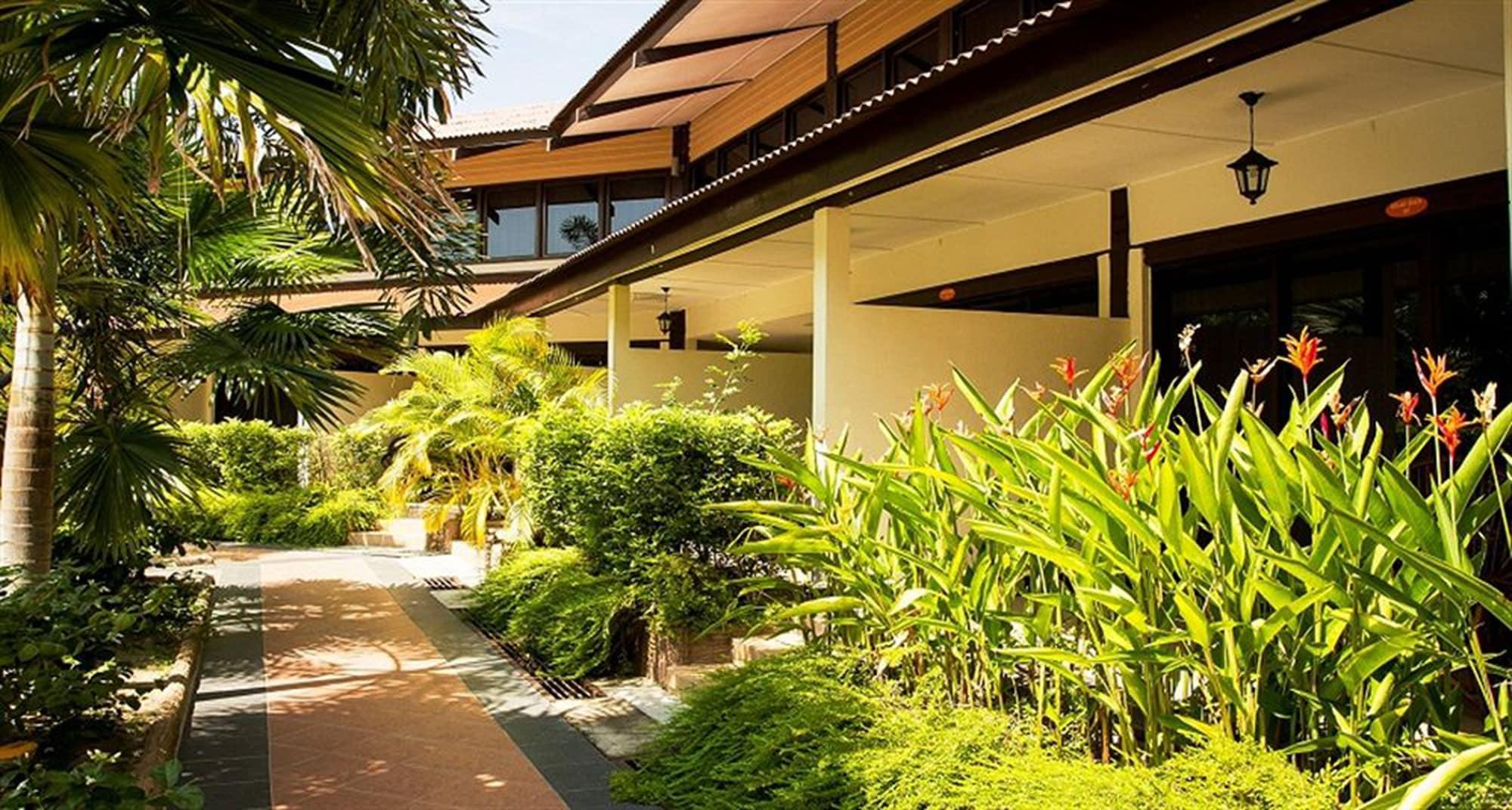 Pangkor Sandy Beach Resort Kampong Pasir Bogak Kültér fotó