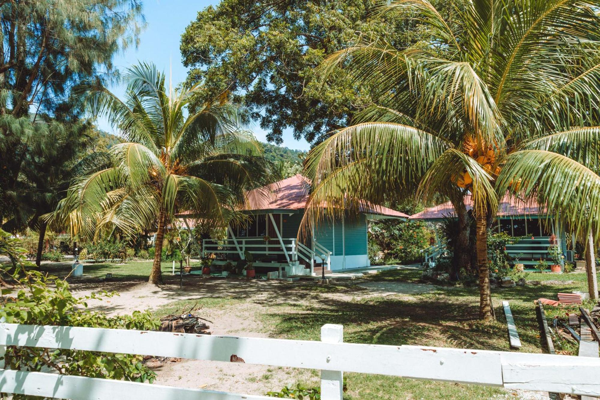 Pangkor Sandy Beach Resort Kampong Pasir Bogak Kültér fotó